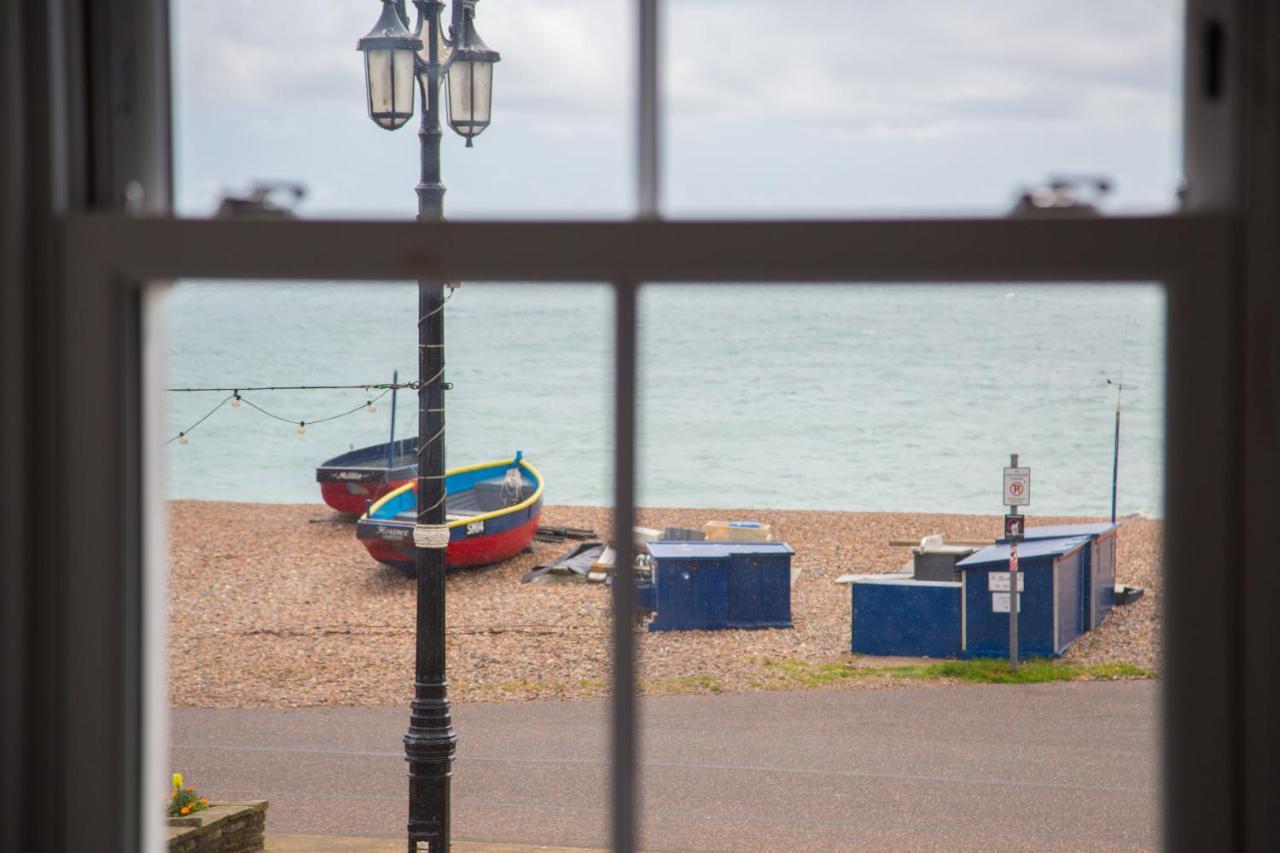 Lovely 2- Bedroom Apartment With Stunning Sea Views Worthing Buitenkant foto